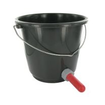 561Emmer_plastic_12liter_met_speen.jpg